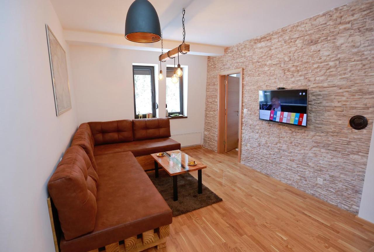Wood Apartmani - Vila Zimska Idila Jahorina Exterior foto